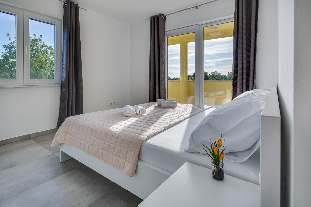 Green Point Paklenica Стариград-Пакленица Екстериор снимка